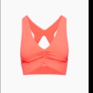 Aritzia TNA Tnabutter Volley Sports Bra, Medium, Strawberry Sorbet